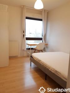 Louer Appartement 9 m2 Talence