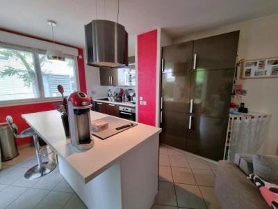 For sale Decines-charpieu 2 rooms 61 m2 Rhone (69150) photo 1