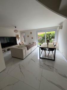 For sale 5 rooms 94 m2 Val de Marne (94880) photo 0