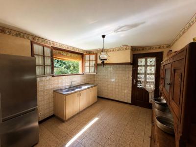 For sale UZES ALES NIMES 5 rooms 82 m2 Gard (30360) photo 2