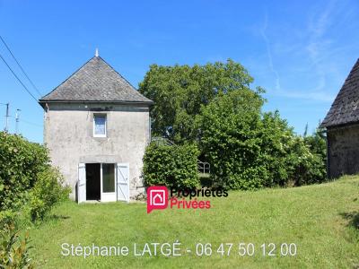 For sale Larodde 6 rooms 148 m2 Puy de dome (63690) photo 2