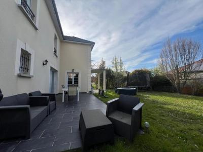 For sale Saint-andre-les-vergers 9 rooms 230 m2 Aube (10120) photo 0