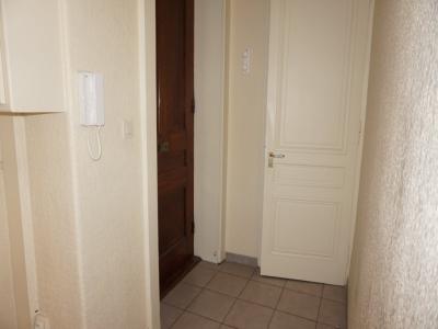 Louer Appartement 74 m2 Lyon-7eme-arrondissement