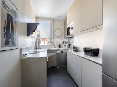 Acheter Appartement 85 m2 Courbevoie