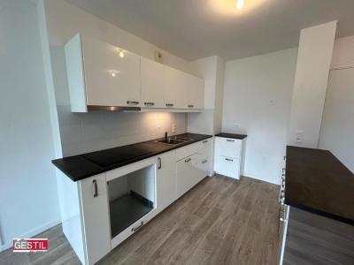 Louer Appartement 57 m2 Courdimanche