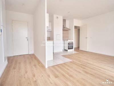 For rent Reims 4 rooms 77 m2 Marne (51100) photo 0