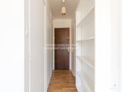 Louer Appartement Paris-11eme-arrondissement 820 euros