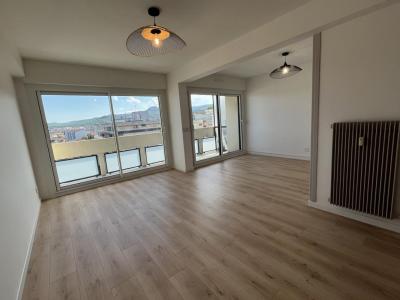 For sale Clermont-ferrand 3 rooms 76 m2 Puy de dome (63100) photo 0