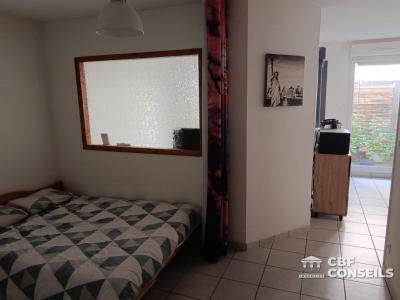 For sale Clermont-ferrand 2 rooms 37 m2 Puy de dome (63100) photo 2