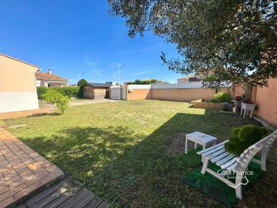 For sale Vias 4 rooms 100 m2 Herault (34450) photo 0