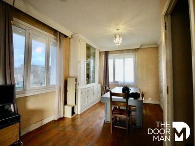For sale Bourges 5 rooms 100 m2 Cher (18000) photo 2