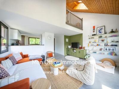 For sale Baratier 4 rooms 93 m2 Hautes alpes (05200) photo 0