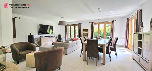 For sale Courtenay 8 rooms 250 m2 Loiret (45320) photo 3