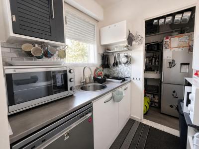 For sale Vitrolles 3 rooms 55 m2 Bouches du Rhone (13127) photo 4