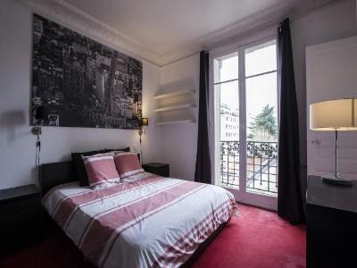 Louer Appartement 29 m2 Paris-18eme-arrondissement