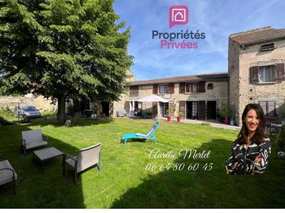 For sale Aubiat 7 rooms 165 m2 Puy de dome (63260) photo 0