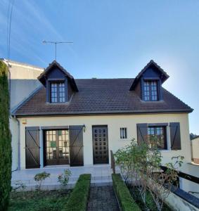 For sale Chateauroux 5 rooms 118 m2 Indre (36000) photo 0