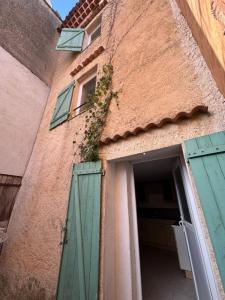 For sale Mayons 4 rooms 50 m2 Var (83340) photo 1