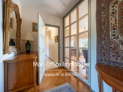 Acheter Appartement Beaurecueil 549000 euros