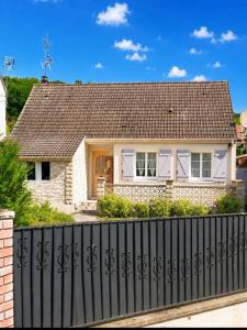 For sale Larbroye 5 rooms 96 m2 Oise (60400) photo 0