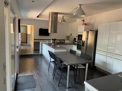 For sale Vred 6 rooms 150 m2 Nord (59870) photo 0