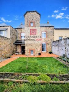 For sale Cosse-le-vivien 4 rooms 101 m2 Mayenne (53230) photo 0