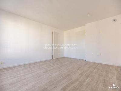 Louer Appartement Blanc-mesnil 831 euros