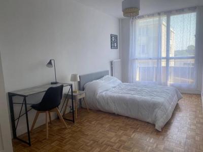 For rent Fontenay-le-fleury 1 room 25 m2 Yvelines (78330) photo 0