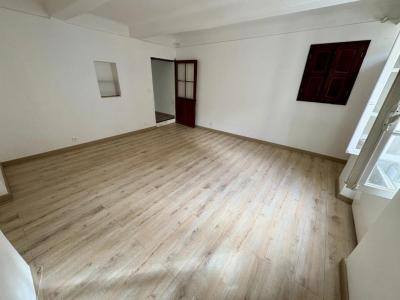 For sale Charleval 3 rooms 77 m2 Bouches du Rhone (13350) photo 1