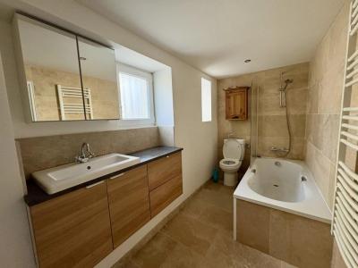For sale Charleval 3 rooms 77 m2 Bouches du Rhone (13350) photo 4