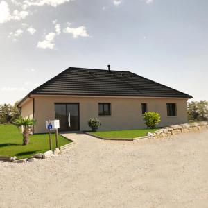 For sale Objat 4 rooms 95 m2 Correze (19130) photo 0