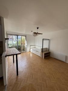 For rent Cesson-sevigne 1 room 22 m2 Ille et vilaine (35510) photo 0