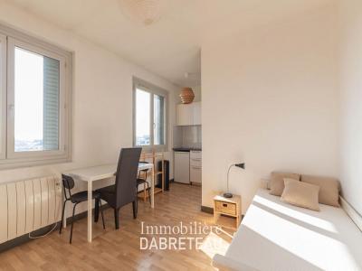 Annonce Location Appartement Lyon-8eme-arrondissement 69