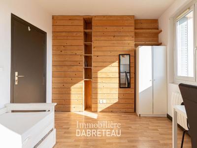 Louer Appartement Lyon-8eme-arrondissement Rhone