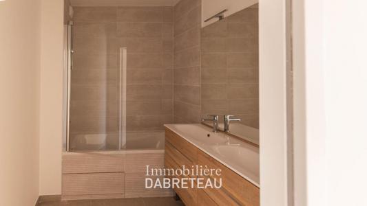 For sale Tassin-la-demi-lune 4 rooms 83 m2 Rhone (69160) photo 1