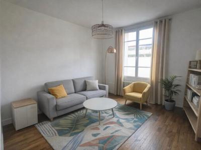 For sale Chatou 4 rooms 80 m2 Yvelines (78400) photo 0