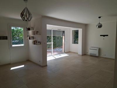 Acheter Appartement Beaurecueil 599000 euros