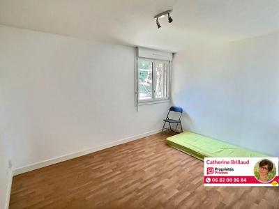 For sale Rochelle 1 room 18 m2 Charente maritime (17000) photo 2