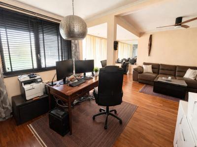Acheter Appartement Fontenay-le-fleury 263000 euros