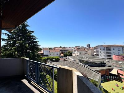 For sale Agen 2 rooms 39 m2 Lot et garonne (47000) photo 0