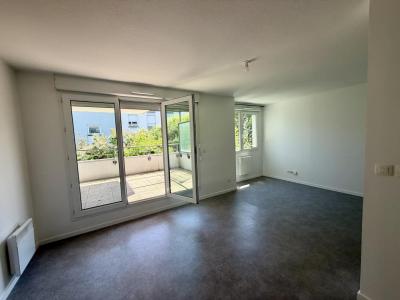 For rent Grenoble 2 rooms 51 m2 Isere (38100) photo 1