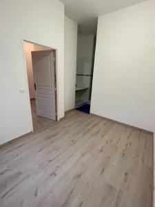 Louer Appartement 32 m2 Lyon-7eme-arrondissement