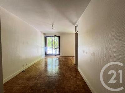 For rent Fontenay-sous-bois 1 room 27 m2 Val de Marne (94120) photo 1