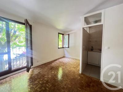 For rent Fontenay-sous-bois 1 room 27 m2 Val de Marne (94120) photo 2