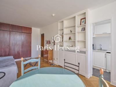 Louer Appartement 31 m2 Paris-8eme-arrondissement