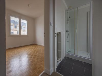 For sale Nantes 3 rooms 77 m2 Loire atlantique (44000) photo 4