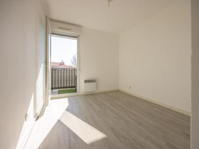 For sale Nantes 3 rooms 58 m2 Loire atlantique (44100) photo 4