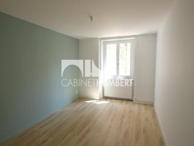 Louer Appartement 76 m2 Saint-etienne