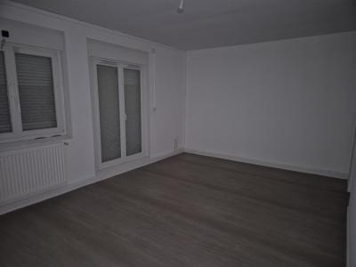 Louer Appartement Theding 454 euros