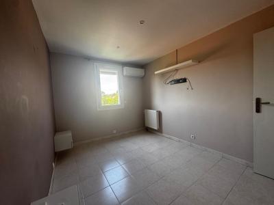 For sale 3 rooms 65 m2 Bouches du Rhone (13190) photo 4